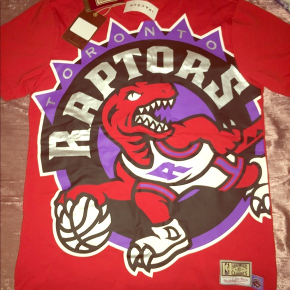 raptors shirt pacsun